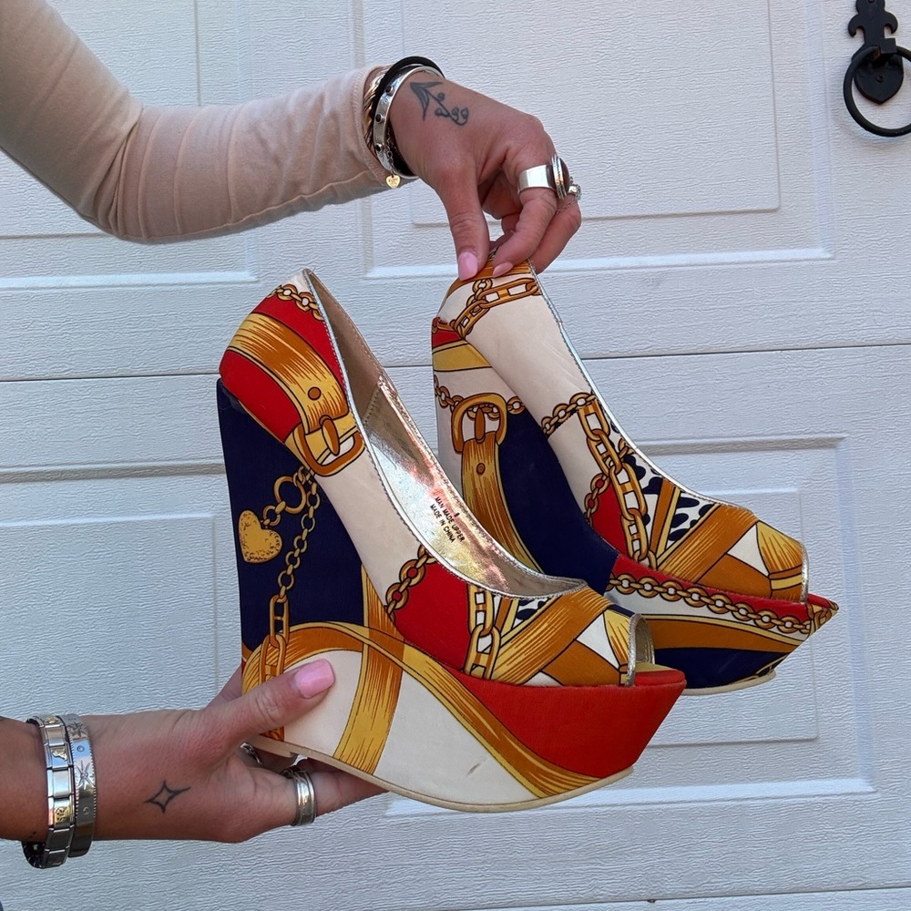 Lovely People Red Gold Wedges Sz 8